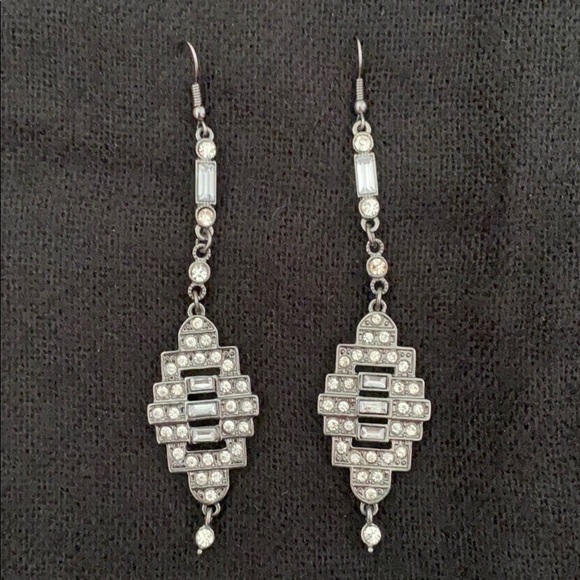 unknown Jewelry - Pewter metal with faux diamond earrings